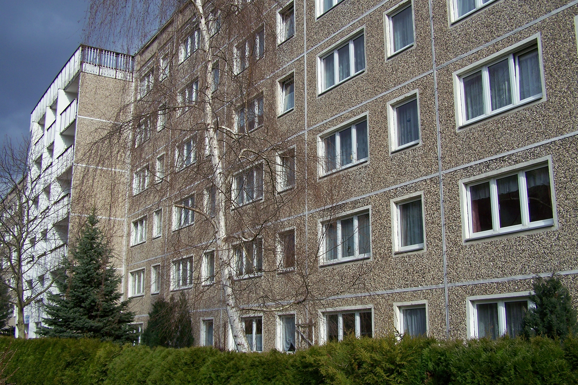 Außenansicht des modernisierten Seniorenpflegeheimes Franz Lenzner nach dem Umbau im Jahr 2008.